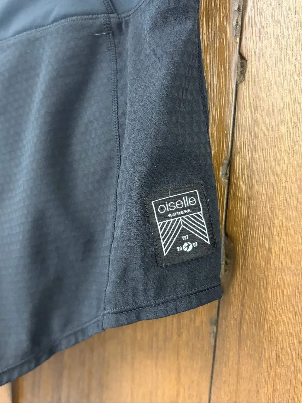 Oiselle Mac Roga Athletic Running Yoga Shorts Black Size 6